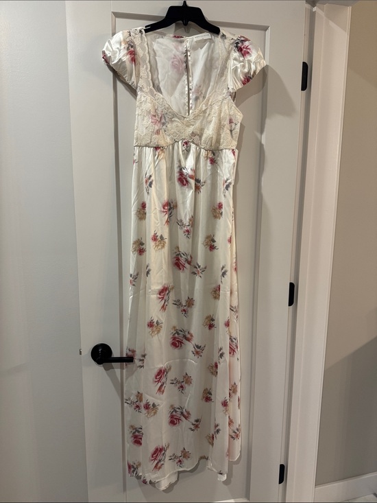 Worth Collective Other - Floral Lace Empire-Waist Nightgown in Cream with Pink Floral Print